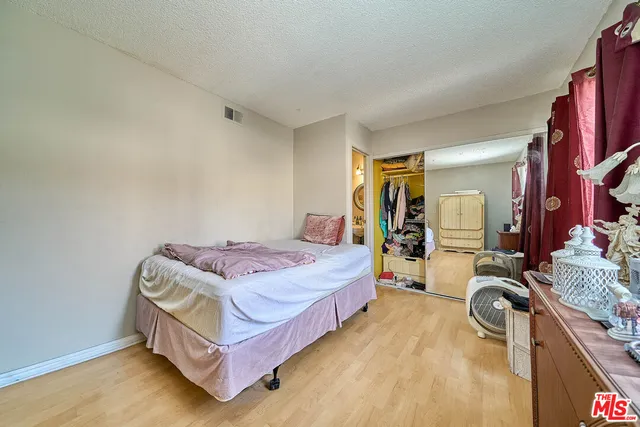 $689,000 | 219 North Isabel Street, Unit 5, Glendale, CA 91206