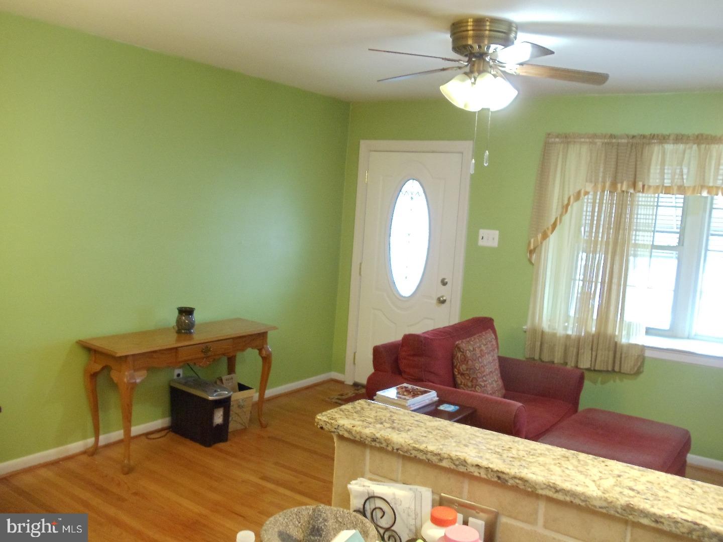 3883 Fairdale Road Philadelphia, PA 19154 - Photo 2 of 20 Gallery Image 2