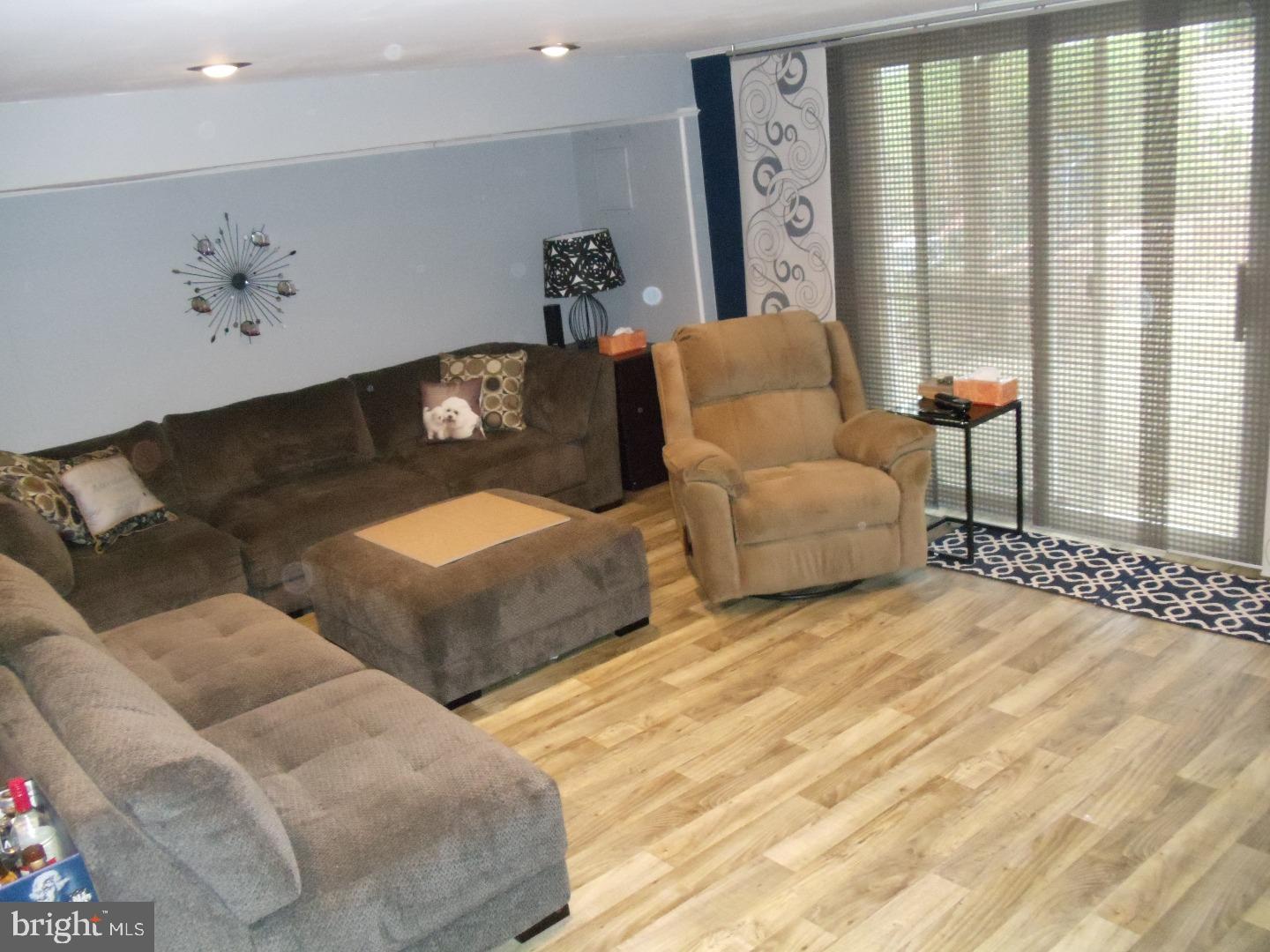 3883 Fairdale Road Philadelphia, PA 19154 - Photo 17 of 20 Gallery Image 17