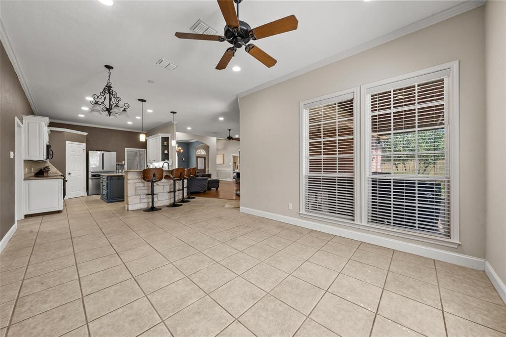 202 Daybreak Way Waco, TX 76657 - Photo 9 of 35