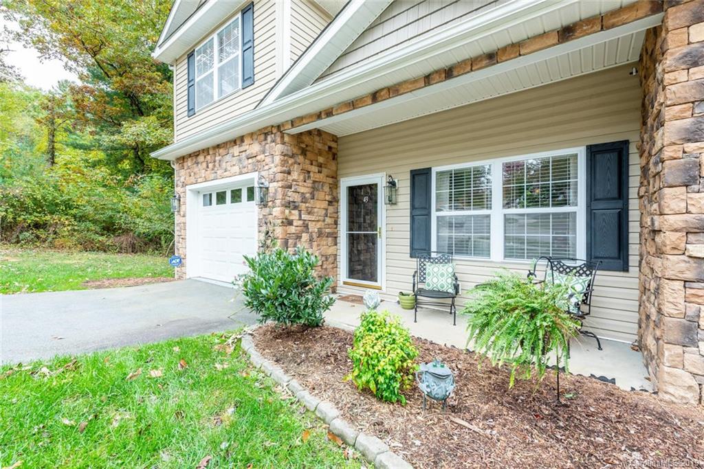 43 Kirby Road Asheville, NC 28806 - Photo 2 of 29