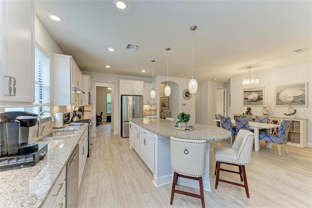 7572 Viola Loop Bradenton, FL 34202 - Photo 17 of 65