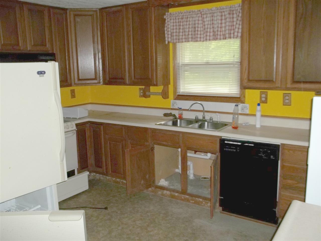 3705 East Gallimore Road Bloomfield, IN 47424 - Photo 6 of 6