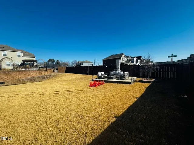 $3,200 | 3500 Barn Road, Apex, NC 27502