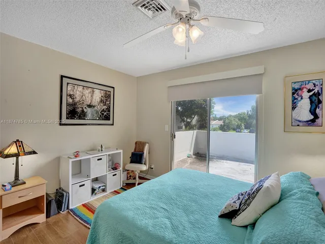 $3,300 | 8662 Bridle Path Court, Unit 115A, Davie, FL 33328