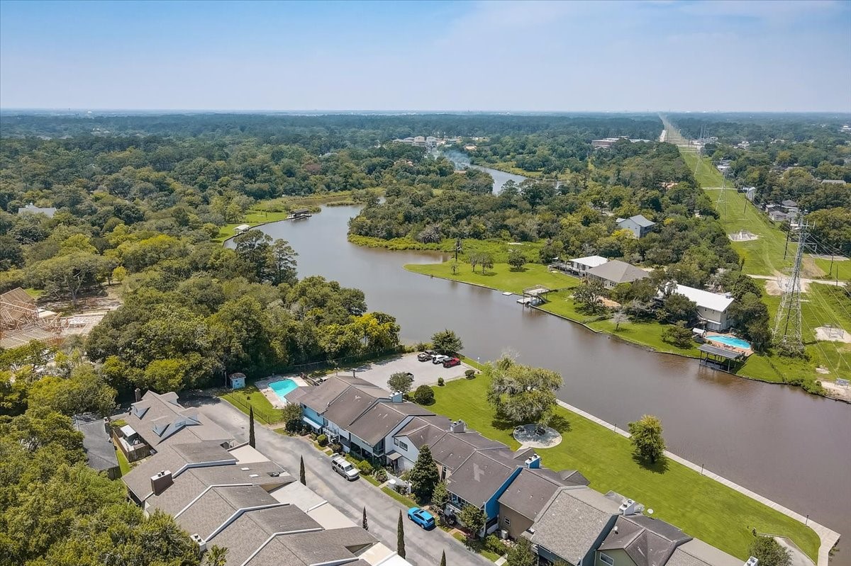 2127 Casa Rio Circle Dickinson, TX 77539 - Photo 34 of 39