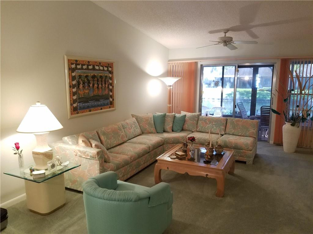 8910 Meadowlark Way, Unit B Boca Raton, FL 33496 - Photo 2 of 14 Photo 2