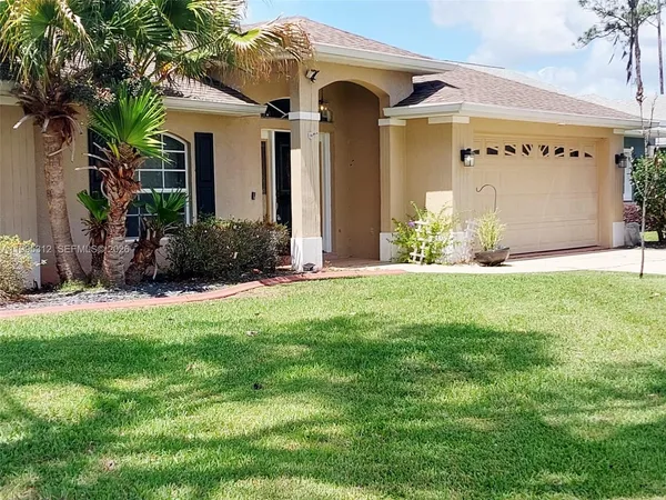 $2,200 | 4031 Santa Barbara Drive, Sebring, FL 33875