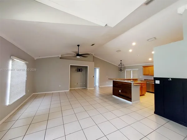 $2,200 | 4031 Santa Barbara Drive, Sebring, FL 33875