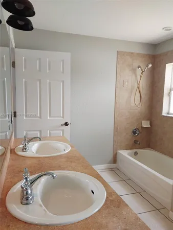 $2,200 | 4031 Santa Barbara Drive, Sebring, FL 33875