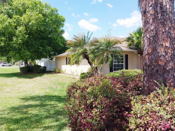 $2,200 | 4031 Santa Barbara Drive, Sebring, FL 33875