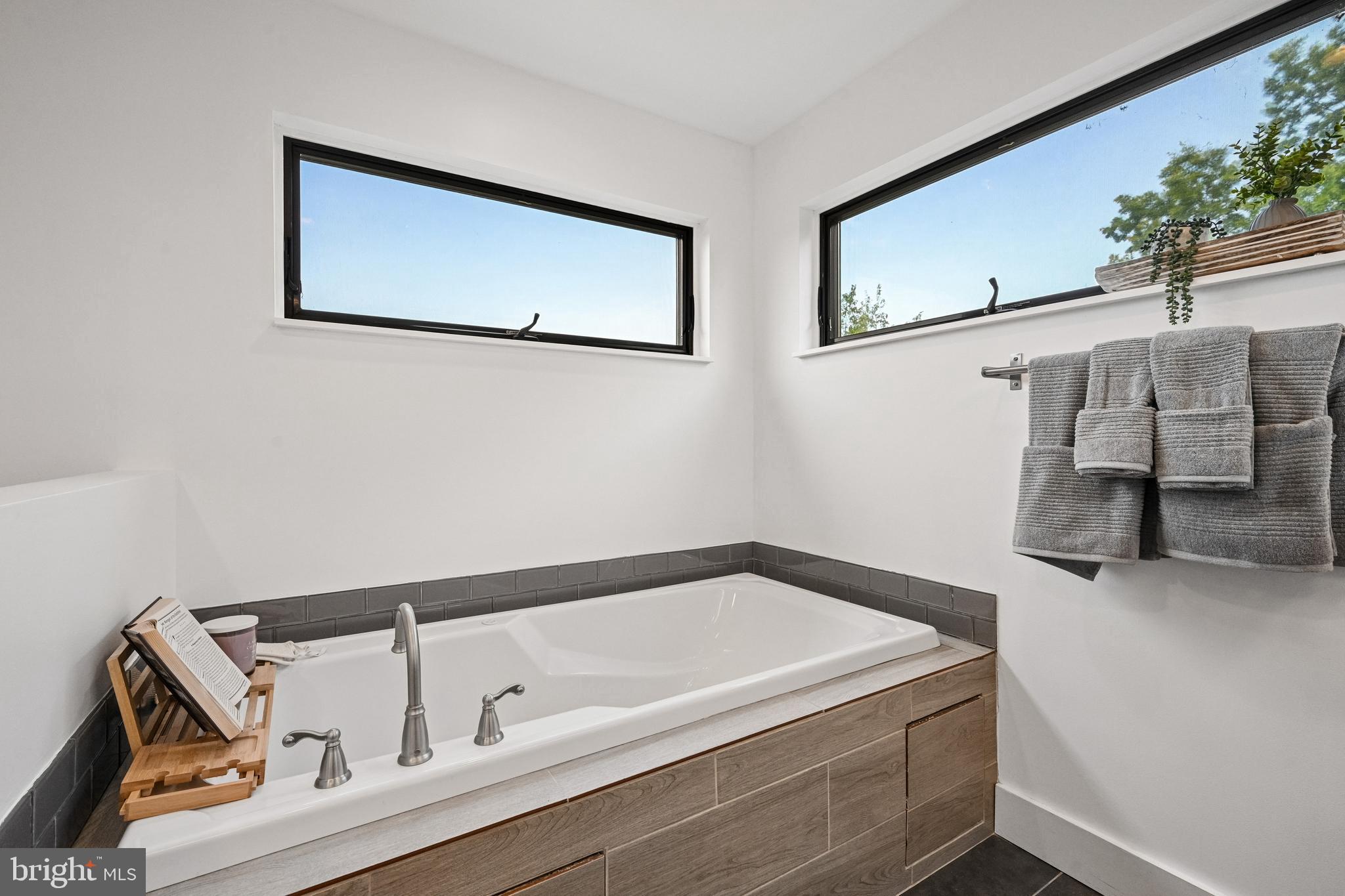 11 Forklanding Road Cinnaminson, NJ 08077 - Photo 33 of 77 a bathroom with a bathtub and shower