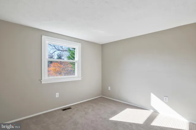 $4,300 | 10622 Cavalcade Street, Great Falls, VA 22066