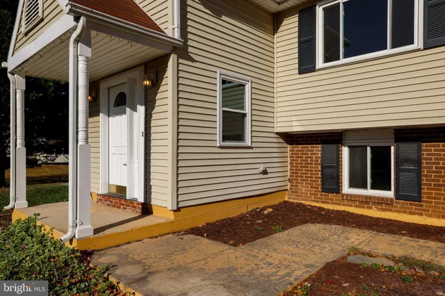 $4,300 | 10622 Cavalcade Street, Great Falls, VA 22066