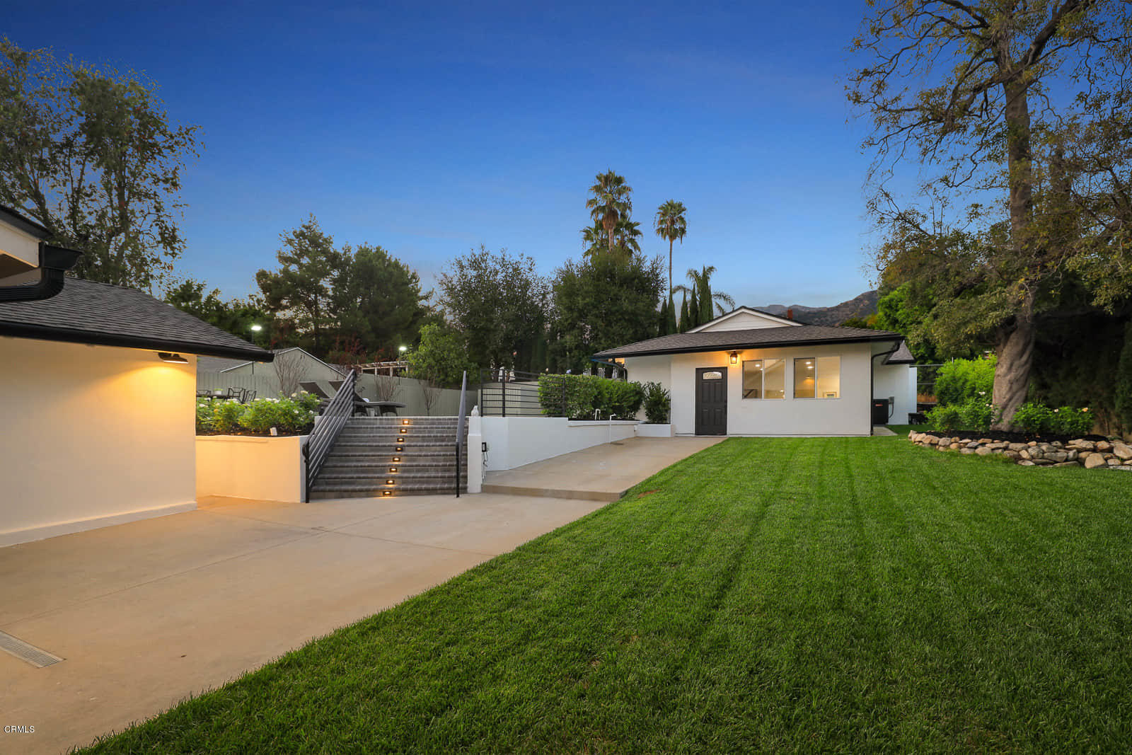 1121 Green Lane La Canada Flintridge, CA 91011 - Photo 32 of 49 32