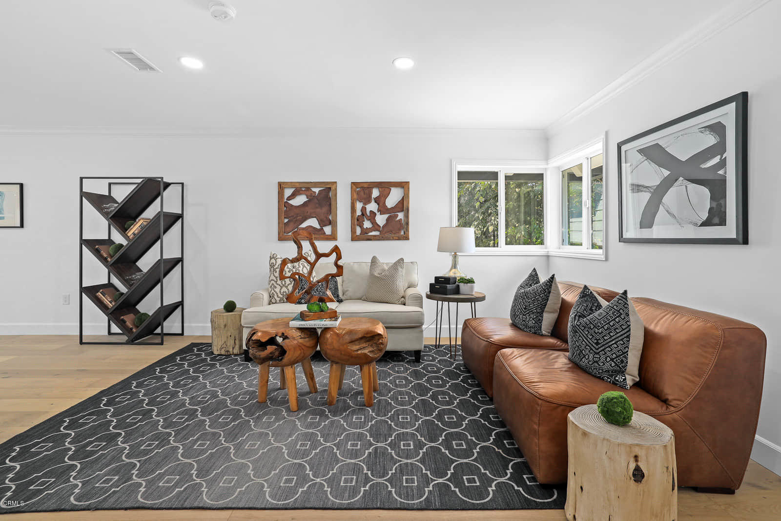 1121 Green Lane La Canada Flintridge, CA 91011 - Photo 6 of 49 6