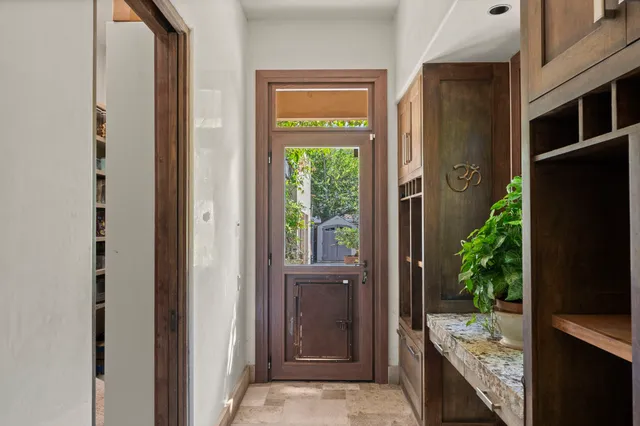 a view of an entryway of the house