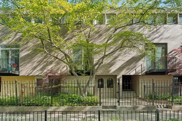 $995,000 | 1470 East 56th Street, Chicago, IL 60637