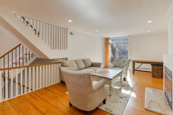 $995,000 | 1470 East 56th Street, Chicago, IL 60637