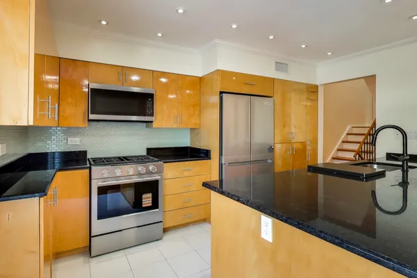 $995,000 | 1470 East 56th Street, Chicago, IL 60637