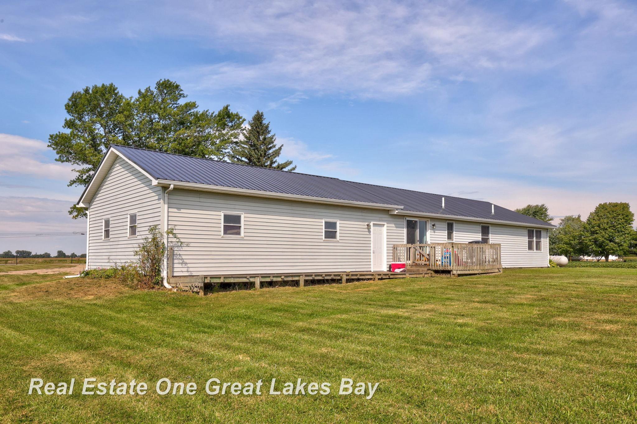 7618 North M 52 Road Henderson, MI 48841 - Photo 36 of 60 50187427-9e28873a-3536-4728-b837-8926661eab78.JPG