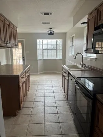 $2,300 | 3318 Cannes Place, Kenner, LA 70065