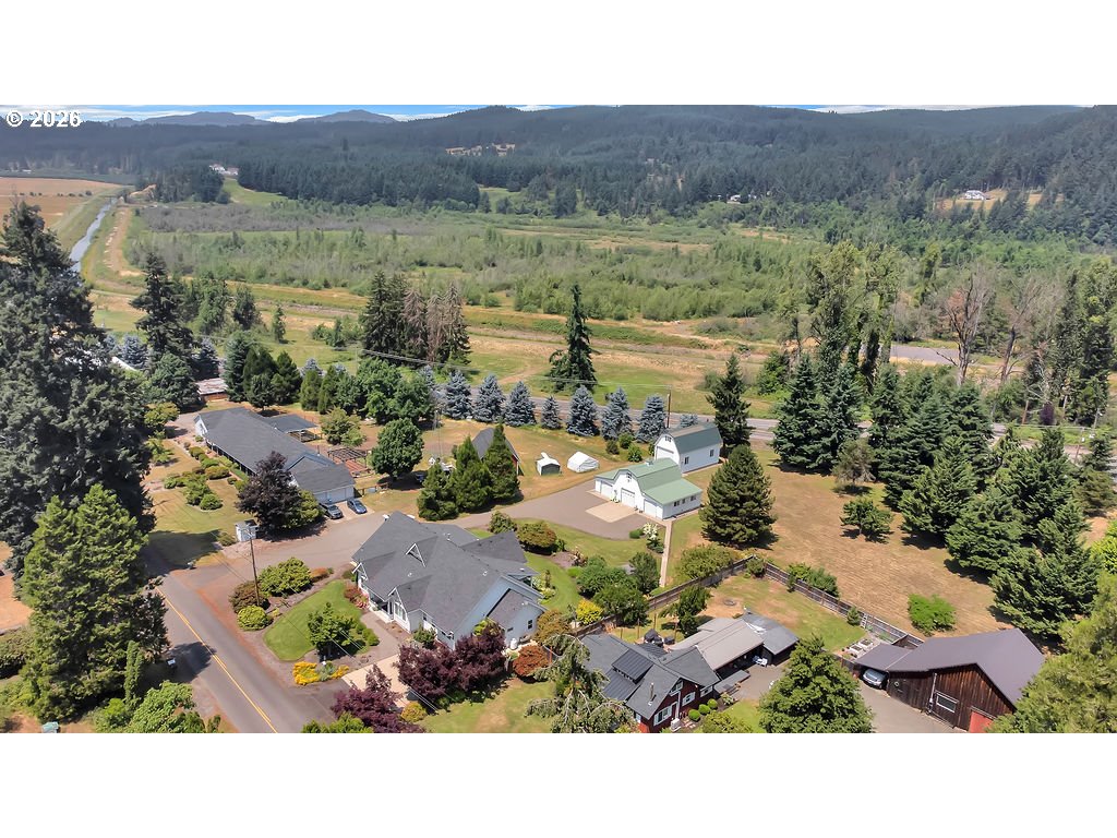39457 Walterville Lane Springfield, OR 97478 - Photo 4 of 48