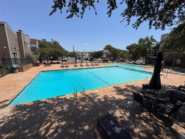 $114,900 | 2305 Basil Drive, Unit D108, Arlington, TX 76006