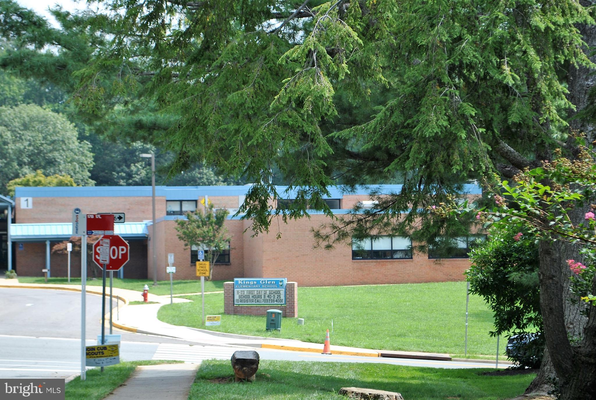 5441 Calvin Court Springfield, VA 22151 - Photo 16 of 40 Elementary School by the Pool