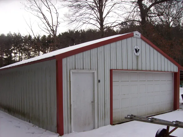 $194,900 | W5703 County Road C Road, Montello, WI 53949