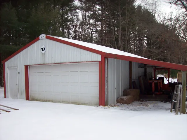 $194,900 | W5703 County Road C Road, Montello, WI 53949