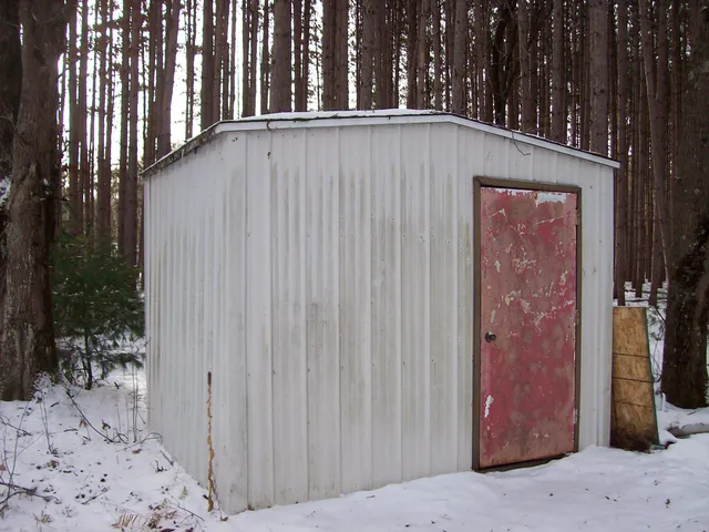 $194,900 | W5703 County Road C Road, Montello, WI 53949