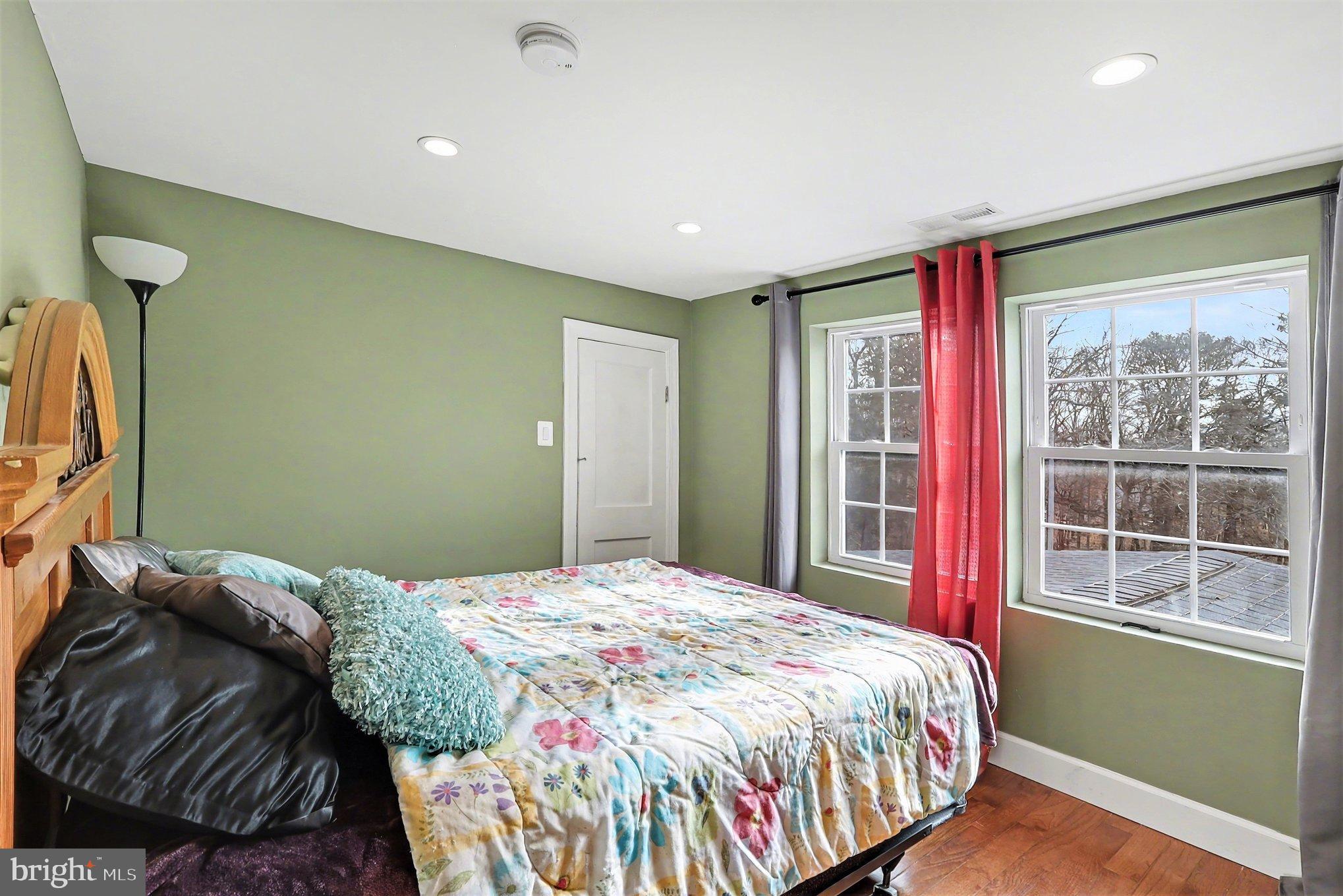 16600 Bald Eagle School Road Brandywine, MD 20613 - Photo 12 of 29 a bedroom with a bed and a window