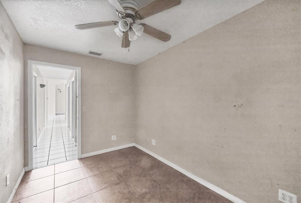 2540 Carmine Road Venice, FL 34293 - Photo 17 of 36