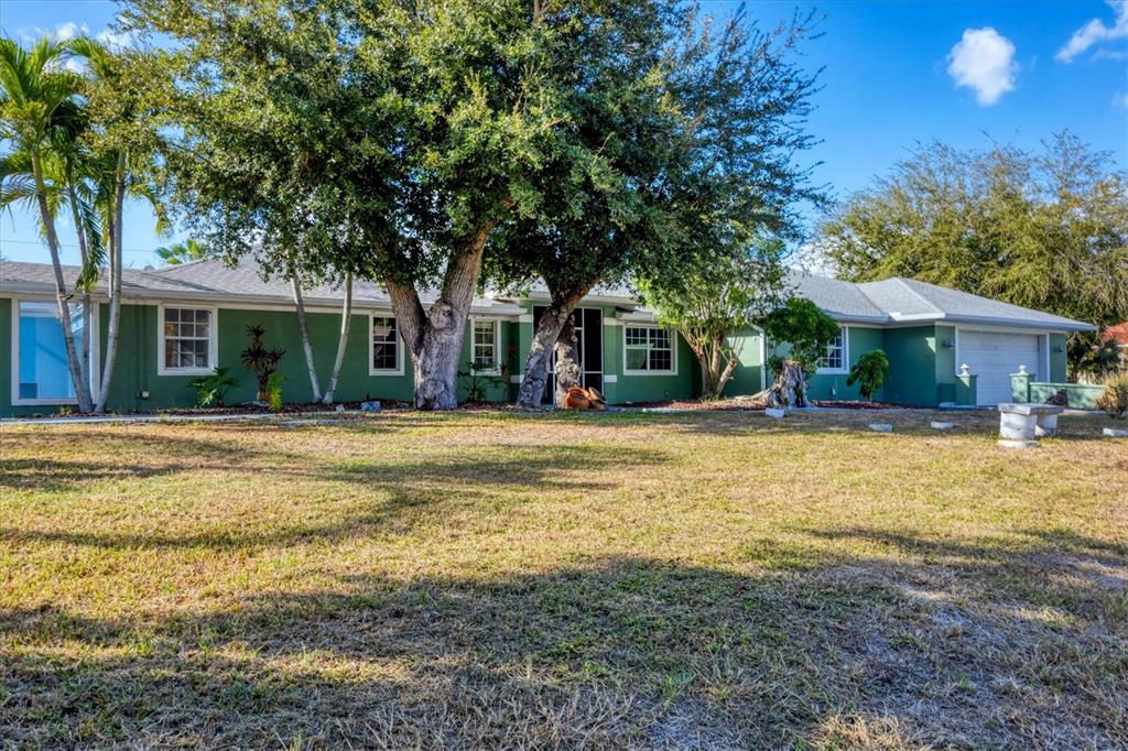 2540 Carmine Road Venice, FL 34293 - Photo 2 of 36