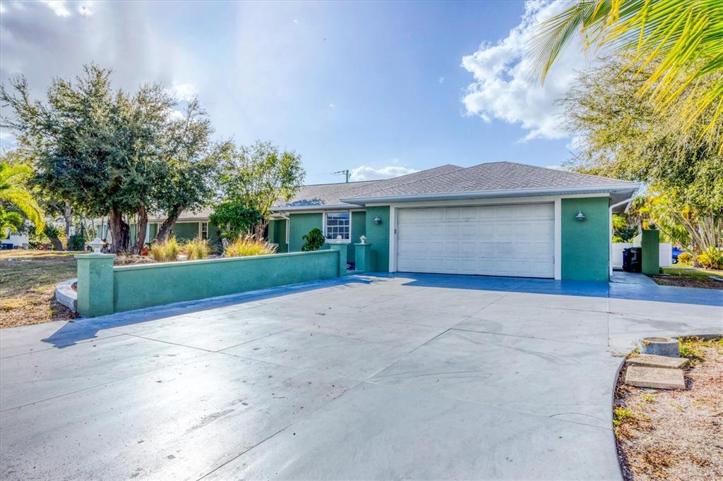 2540 Carmine Road Venice, FL 34293 - Photo 32 of 36