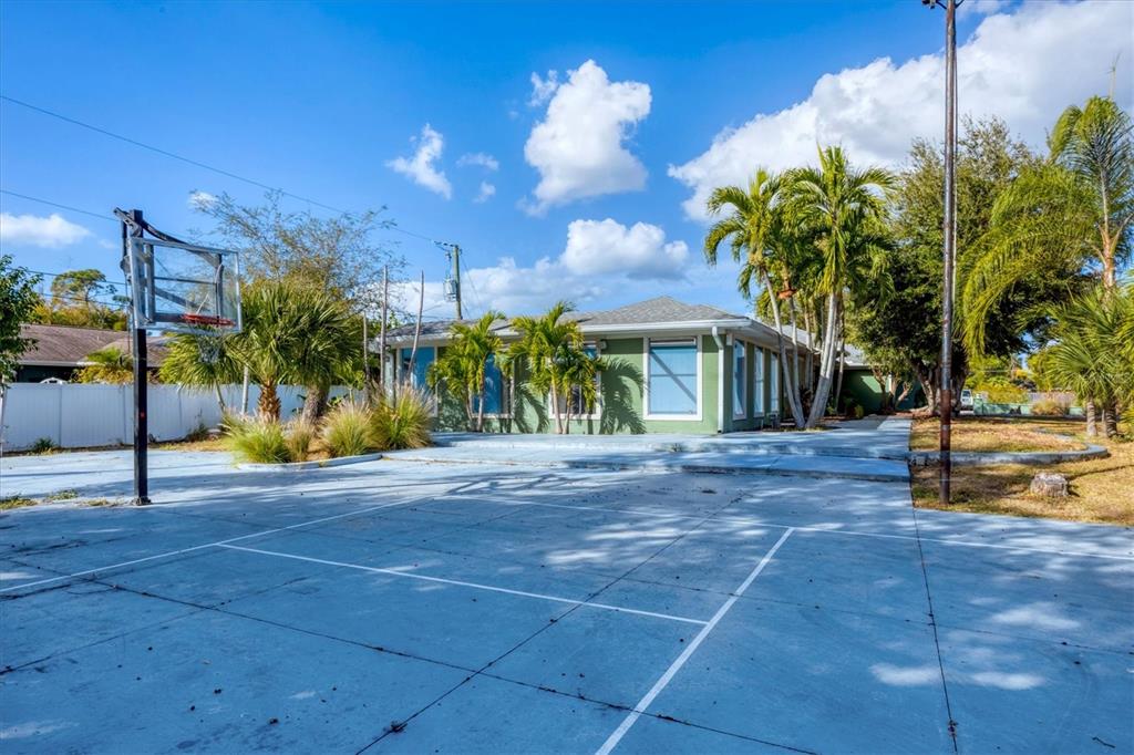 2540 Carmine Road Venice, FL 34293 - Photo 35 of 36