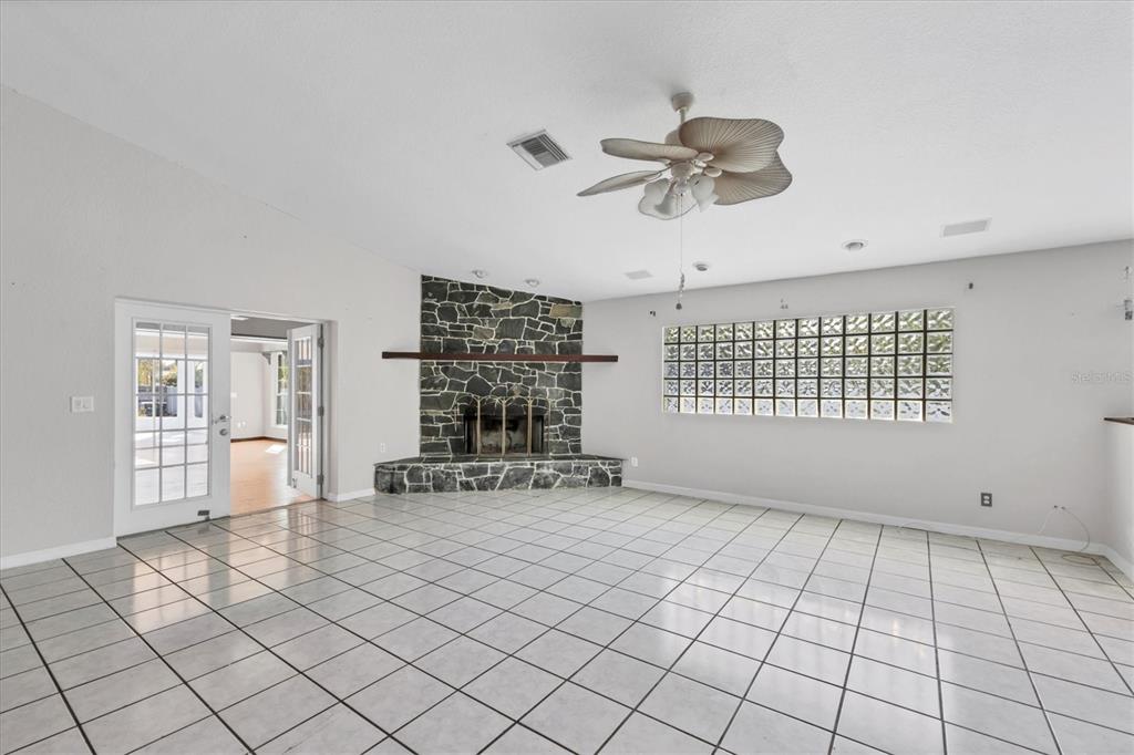 2540 Carmine Road Venice, FL 34293 - Photo 5 of 36