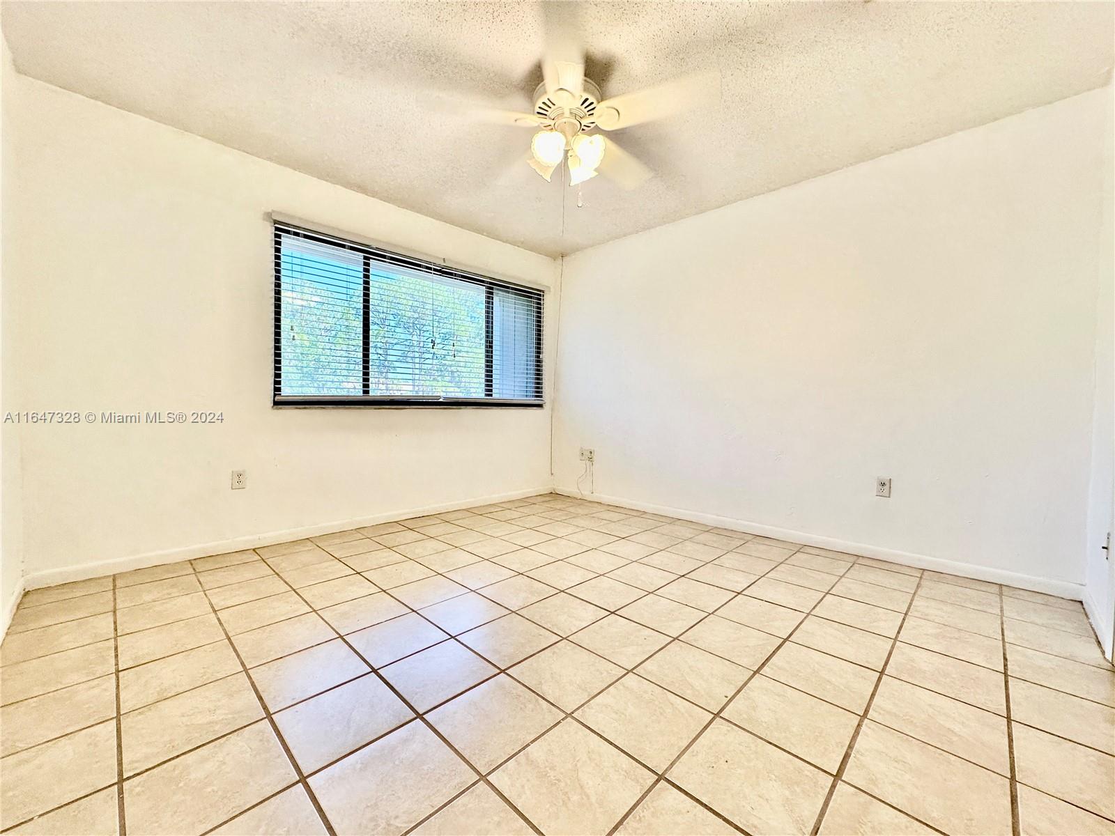 2816 Southwest 14th Drive, Unit 2816 Gainesville, FL 32608 - Photo 10 of 14 a view of an empty room
