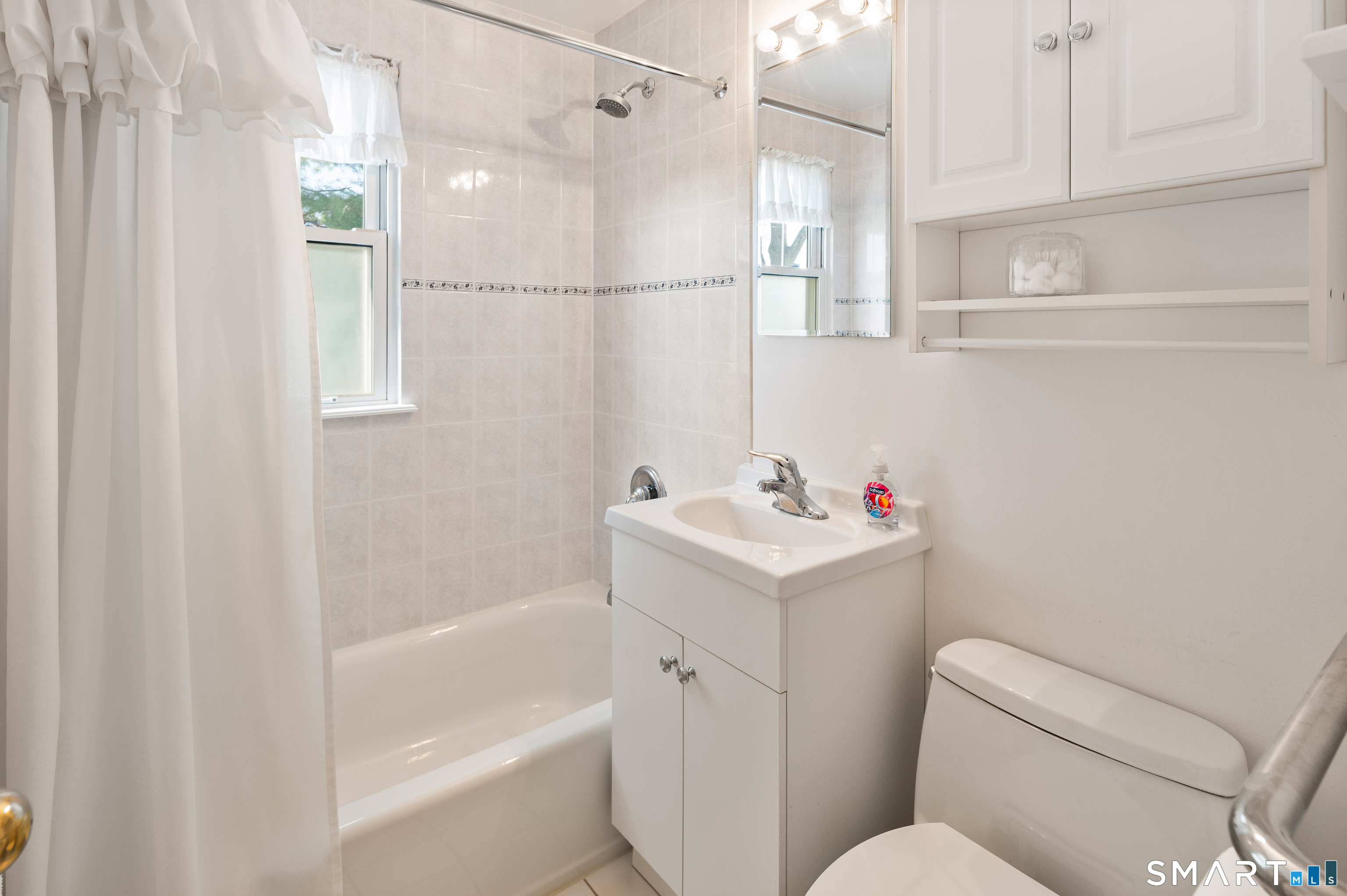 453 Sylvan Knoll Road Stamford, CT 06902 - Photo 14 of 27