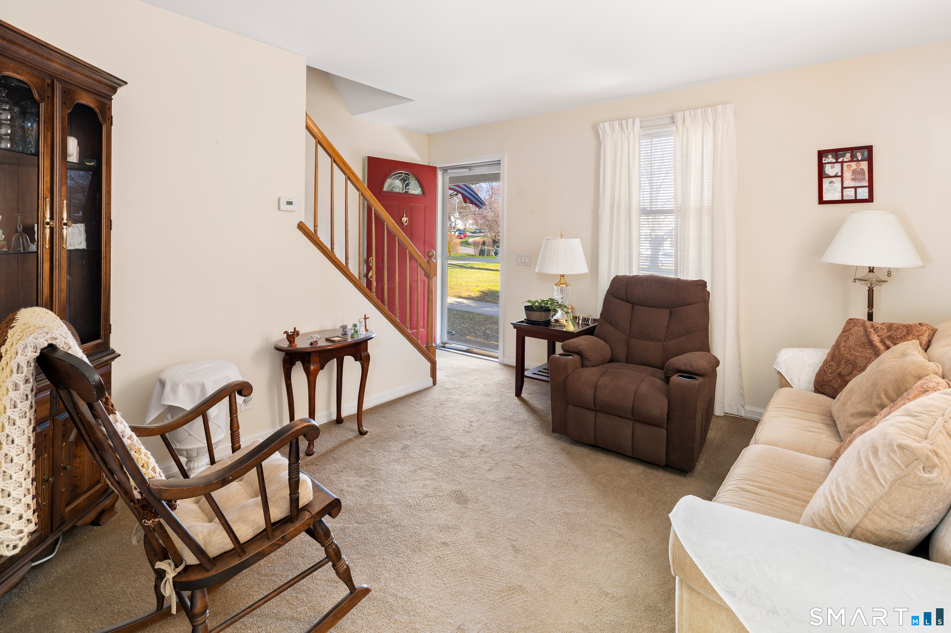 453 Sylvan Knoll Road Stamford, CT 06902 - Photo 2 of 27