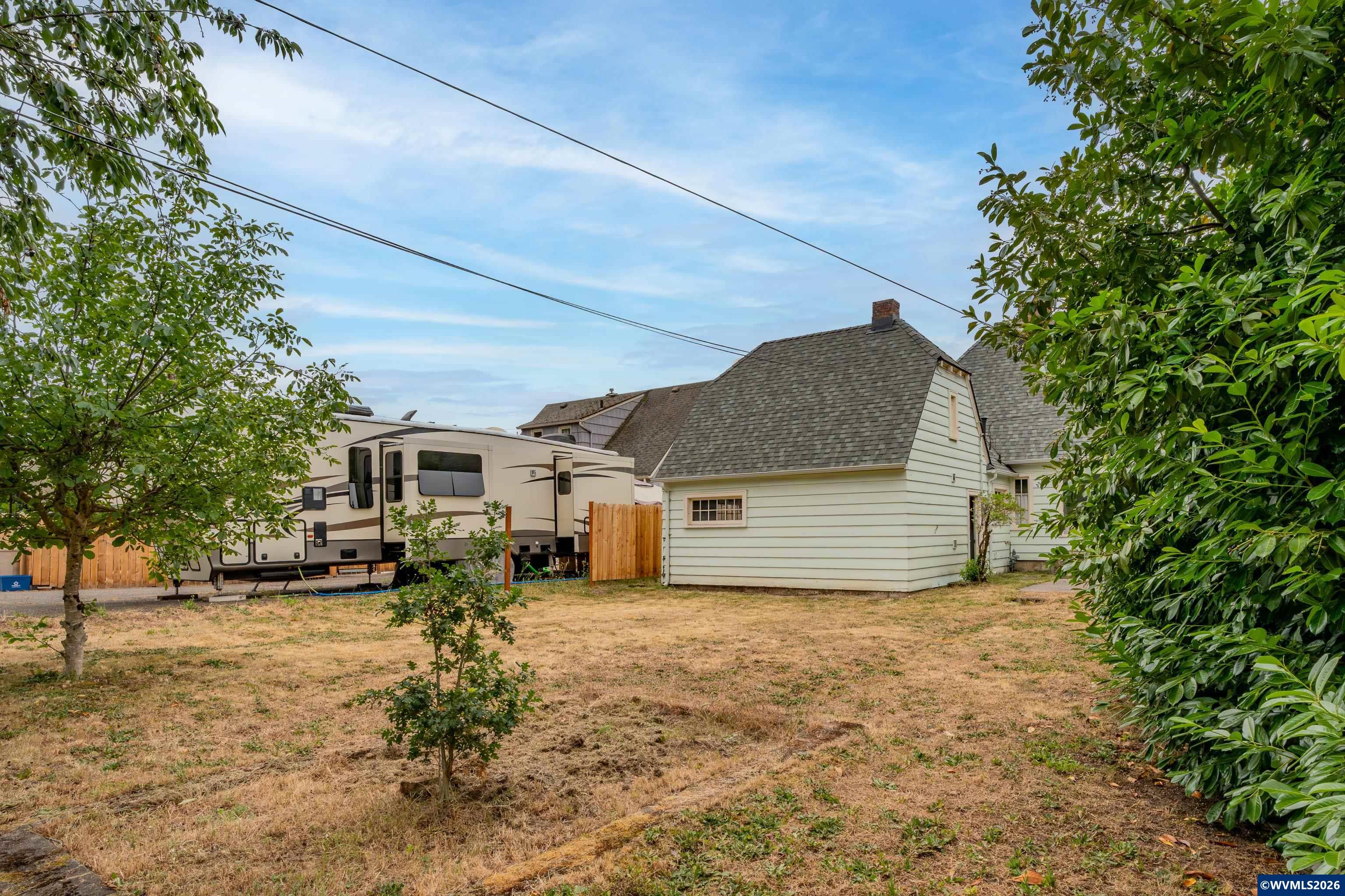 399 South Main Street Lebanon, OR 97355 - Photo 24 of 29