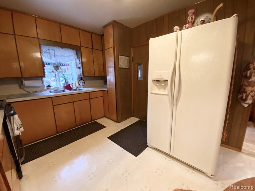 49711 Donner Road Chesterfield, MI 48047 - Photo 11 of 27