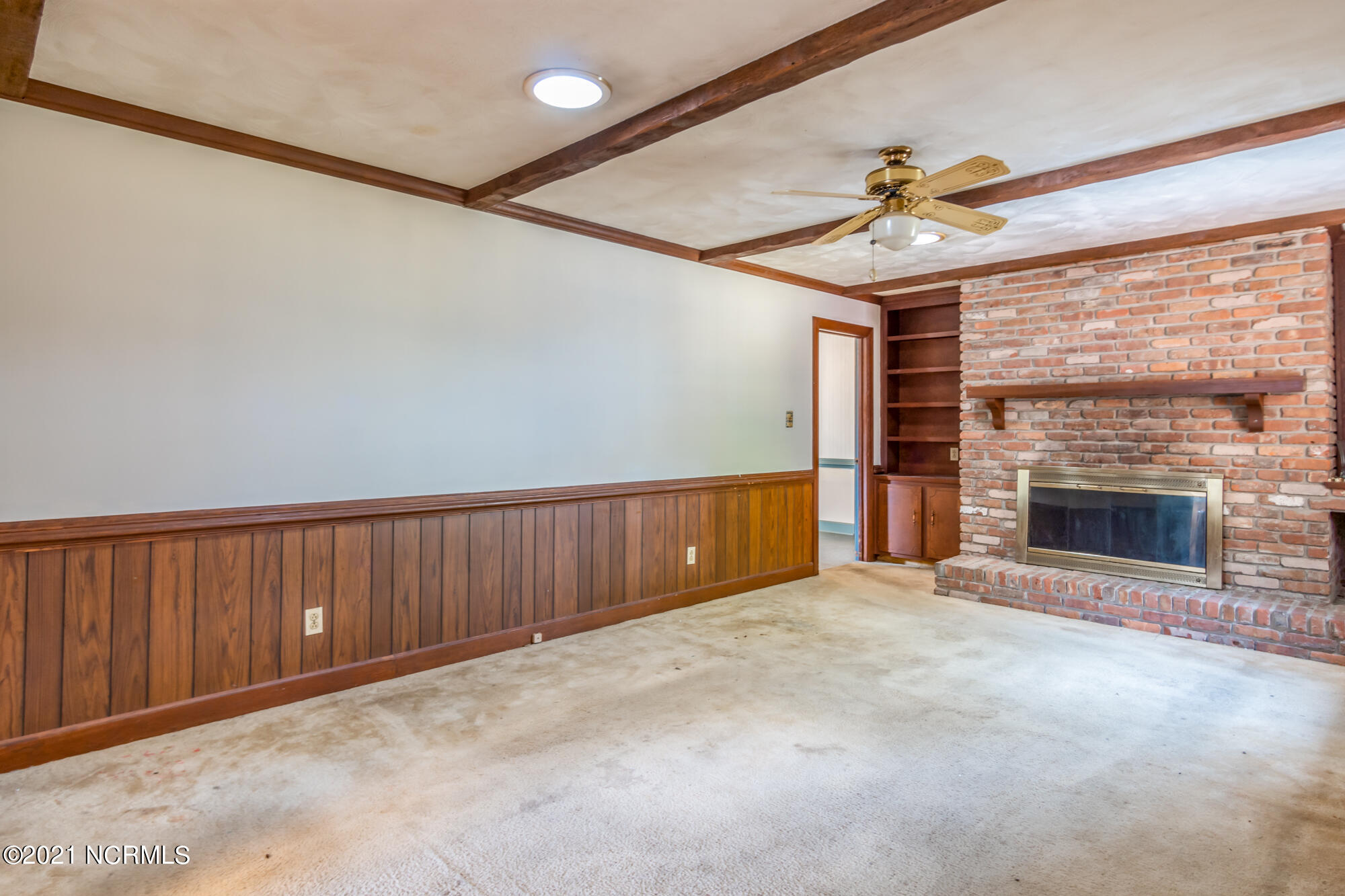 4100 Holly Ridge Road Trent Woods, NC 28562 - Photo 2 of 55 Living Room