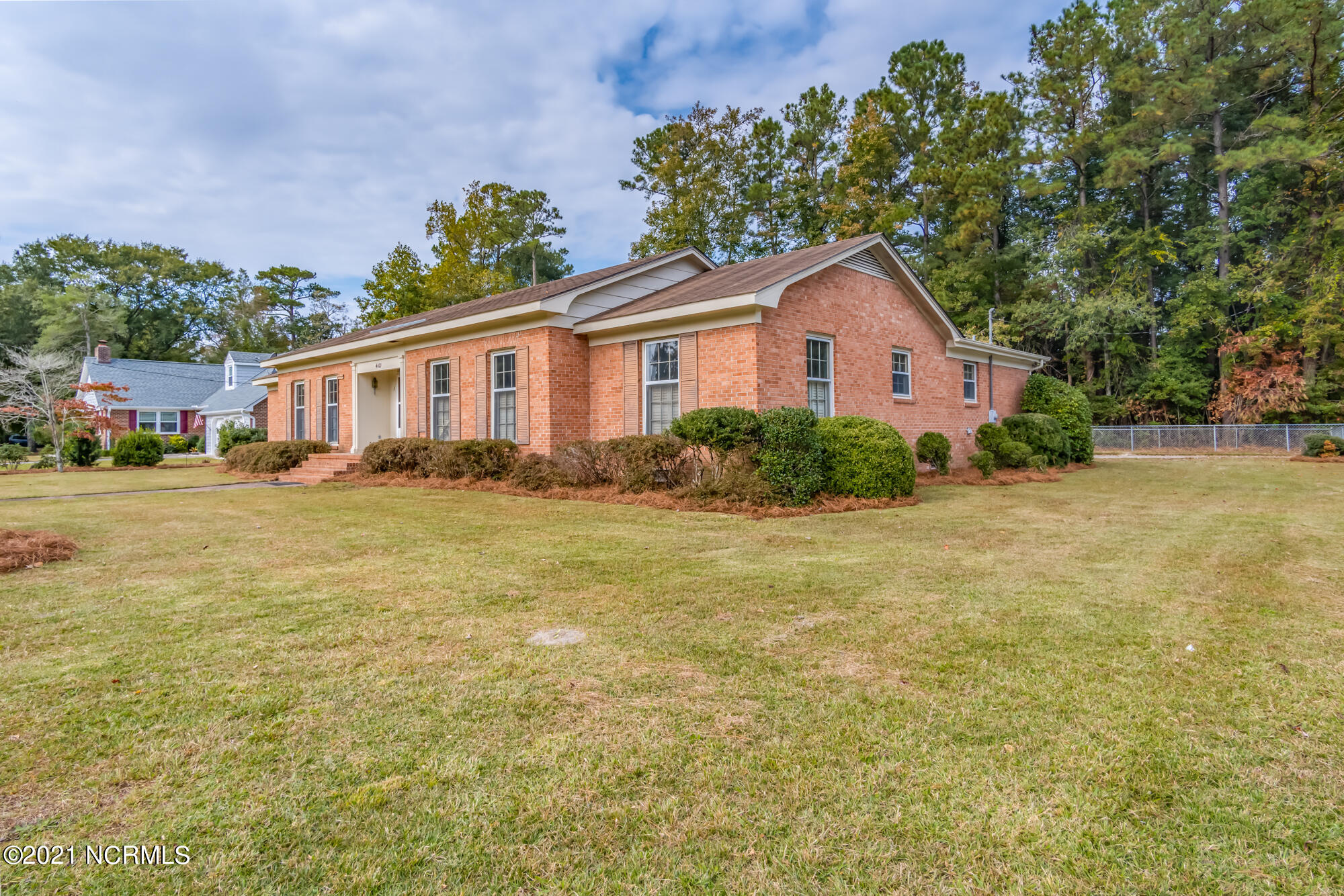 4100 Holly Ridge Road Trent Woods, NC 28562 - Photo 7 of 55 Front