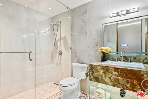 $4,650,000 | 5416 Horizon Drive, Malibu, CA 90265