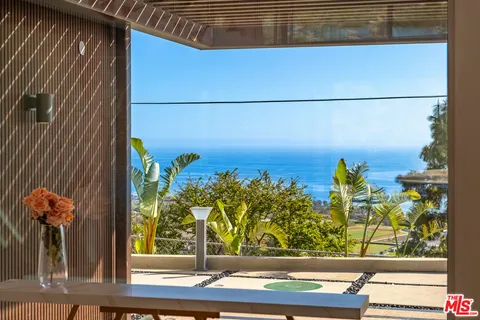 $4,650,000 | 5416 Horizon Drive, Malibu, CA 90265