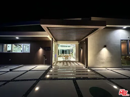 $4,700,000 | 5416 Horizon Drive, Malibu, CA 90265