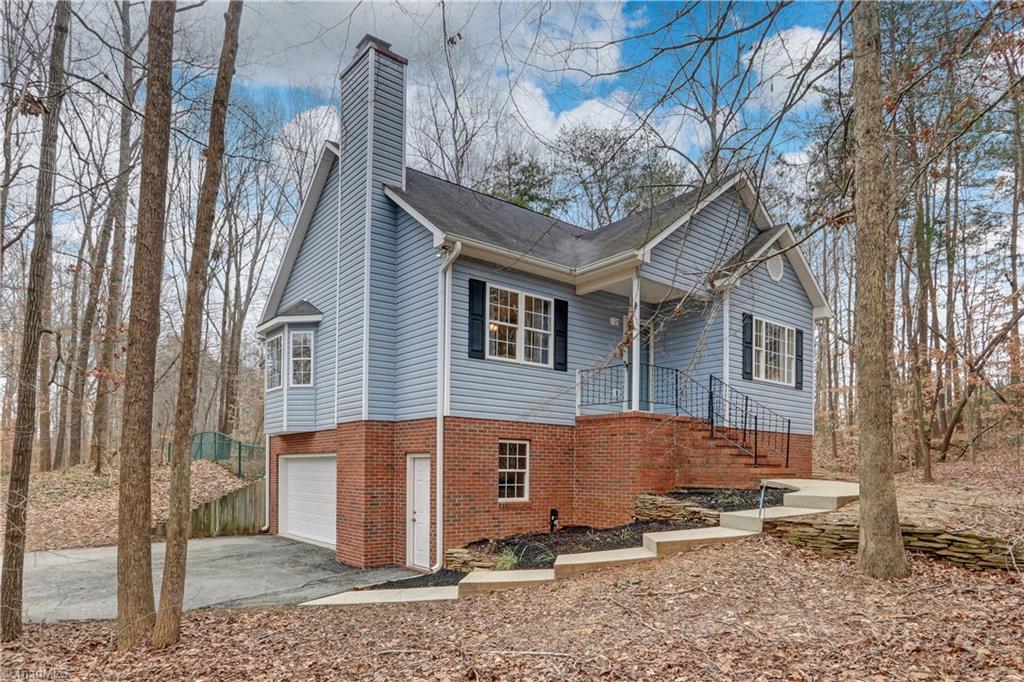 8306 Deep Valley Road Summerfield, NC 27358 - Photo 3 of 28 Gallery Image 3