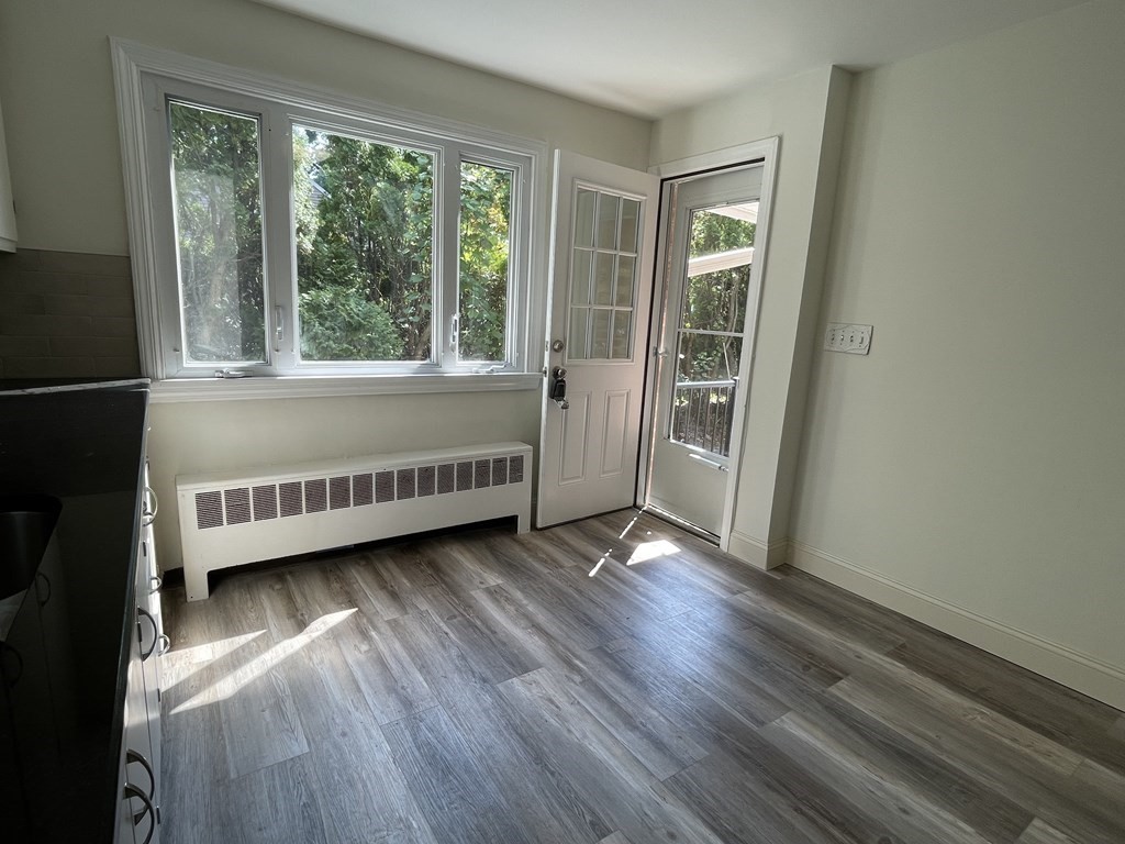 47 Granger Street Springfield, MA 01119 - Photo 5 of 19